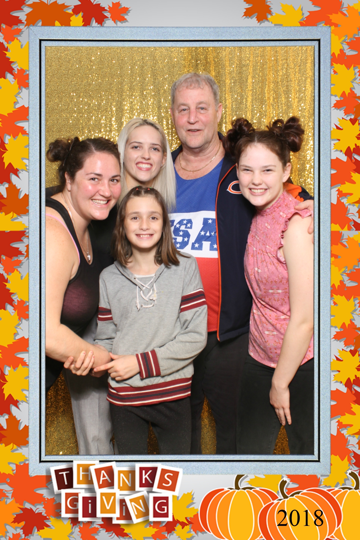 Thanksgiving 2018 | View more photos from the event at gallery.niknoxphotobox.com/u/NiKnox-Photo-Box/Thanksgiving-2018